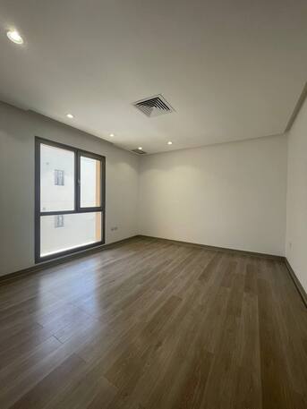 Funaitees, Villas, KWD 1300,  500 Sq. Meter,  Nice And Modern 5 Bedroom Villa In Fnaitess For Rent At 1300KD