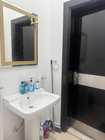 Riyadh, Bedspace Available, SAR 1800/month,  Female Roommate Needed In A 1 BHK Apartment