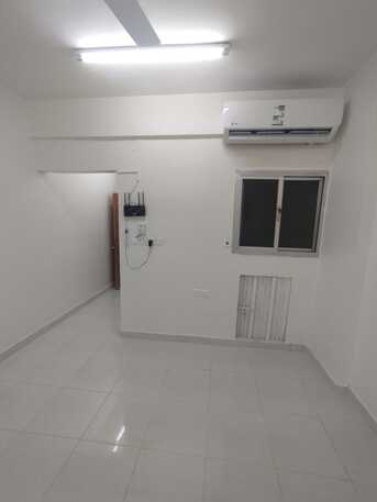 Al Malaz, Apartments/Houses, SAR 40000/year,  3 BR,  90 Sq. Meter,  **Family Apartment For Rent &ndash; 3 Bedrooms & Living Room &ndash; Al Malaz District