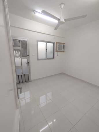 Al Malaz, Apartments/Houses, SAR 40000/year,  3 BR,  90 Sq. Meter,  **Family Apartment For Rent &ndash; 3 Bedrooms & Living Room &ndash; Al Malaz District