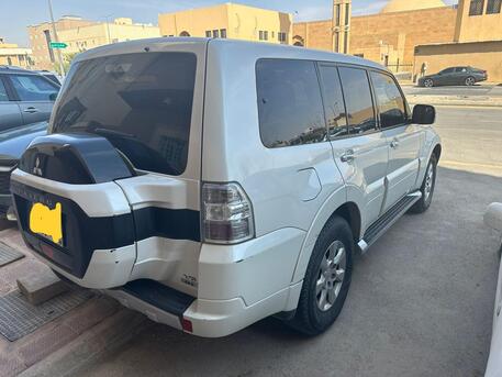 Al Izdihar, Vehicles, Cars & Trucks , SAR 48000,  Mitsubishi Pajero,  2016,  Automatic,  283 KM,