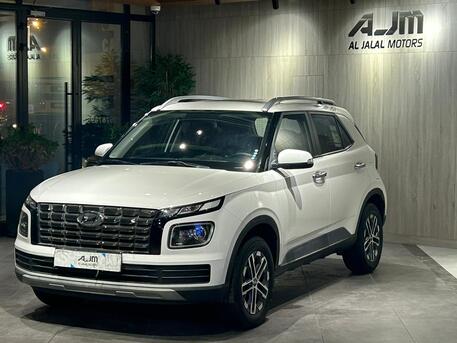 East Riffa, Vehicles, Cars & Trucks , BHD 4700,  Hyundai Venue,  2023,  Automatic,  40000 KM,   TURBO MODEL  FOR SALE