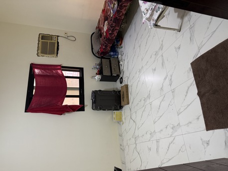 Al Jubail Al Balad, Rooms for Rent, SAR 350/month,  Bed Space