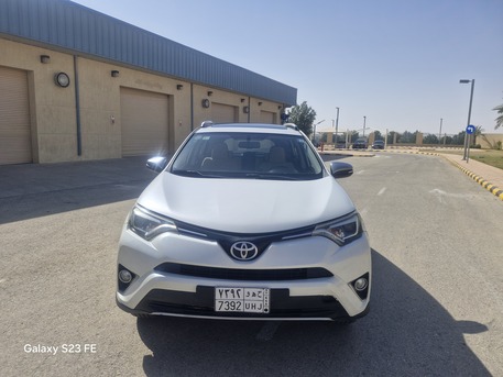 Dammam, Vehicles, Cars & Trucks , SAR 50000,  Toyota RAV4,  2016,  Automatic,  340000 KM,  Rav4    340km / 50000 SAR
