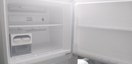 Juffair, Household Items, BHD 85,  Hitachi Refrigerator, (Freez) Double Door