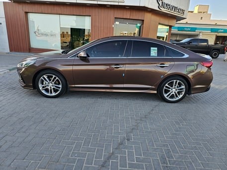 Riyadh, Vehicles, Cars & Trucks , SAR 54000,  Hyundai Sonata,  2018,  Automatic,  98000 KM,    Smart Very Good Condition