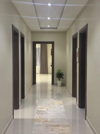 Madinah, Apartments/Houses, SAR 750/day,  Furnished,  3 BR,  2200 Sq. Feet,  Lavish 5 Star Furnished Apartment With 3 Bedrooms & 1 Bedroom For Rent