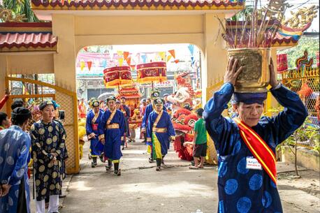 Mumbai, Travel, Vietnam Honeymoon Tours Feel Different After Day Two