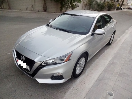 Zinj, Vehicles, Cars & Trucks , BHD 111,  Toyota, Nissan, Honda - Loan Facility & Vehicle Exchange Possible,  2021,  Automatic,  52000 KM,  ▓█▇▅ SELLING ALL TYPE OF USED CARS... ▅▇█▓ RENTAL CARS AVAILABLE