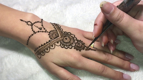 Jeddah, Beautician, Book Your Henna Appointment Today For Ramadan / Eid Gatherings - Events - Party In KSA