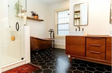 New York, Household, Charleene