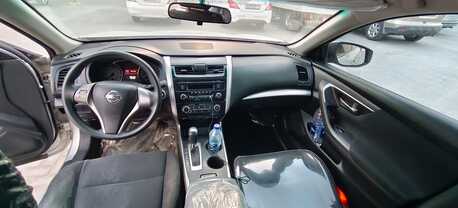 Manama, Vehicles, Cars & Trucks , BHD 2300,  Nissan Altima,  2016,  Automatic,  88900 KM,  Very Good Condition, Expat Ower, Urgent Sale !!