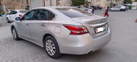 Manama, Vehicles, Cars & Trucks , BHD 2300,  Nissan Altima,  2016,  Automatic,  88900 KM,  Very Good Condition, Expat Ower, Urgent Sale !!