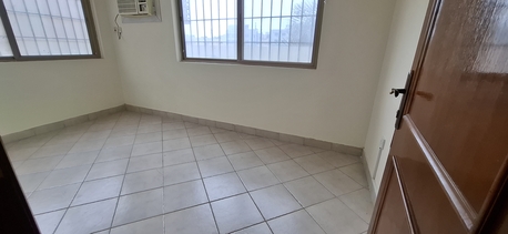 Zinj, Apartments/Houses, BHD 160/month,  1 BR,  1 Bedroom Flat For Rent Without Ewa