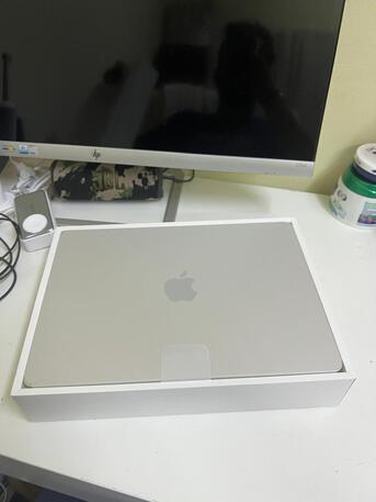 Dammam, Computers, SAR 3000,  Macbook Air M2 16gb Looks Like Brand New