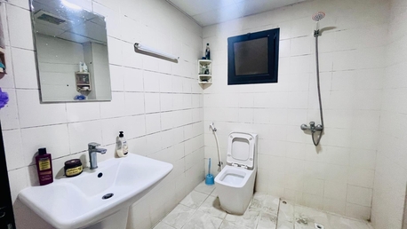 Gudaibiya, Bedspace Available, BHD 60/month,  1 Bed Space BHD60 (+ EWA Sharing)) From April 1