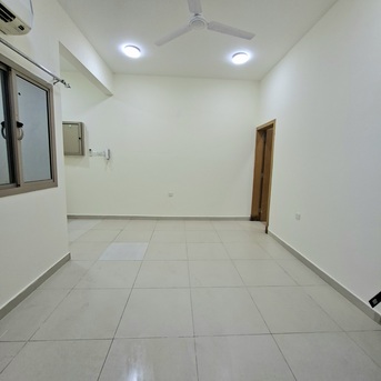Umm Al Hassam, Apartments/Houses, BHD 220/month,  2 BR,  Semi Furnished Bright 2 BHK With Ewa In Um Al Hassam,Parking,Neat & Clean Flat @ 35547951