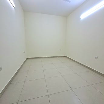 Umm Al Hassam, Apartments/Houses, BHD 220/month,  2 BR,  Semi Furnished Bright 2 BHK With Ewa In Um Al Hassam,Parking,Neat & Clean Flat @ 35547951