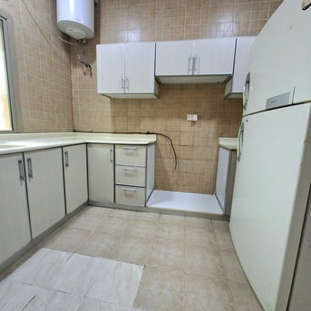Umm Al Hassam, Apartments/Houses, BHD 220/month,  2 BR,  Semi Furnished Bright 2 BHK With Ewa In Um Al Hassam,Parking,Neat & Clean Flat @ 35547951