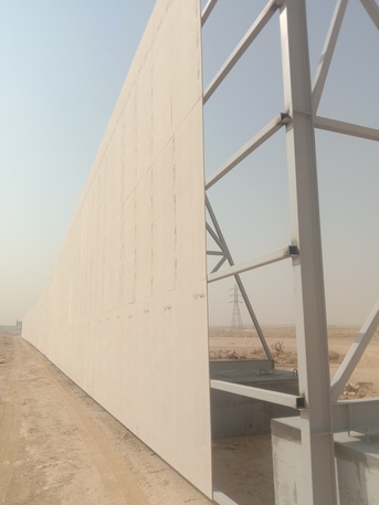 Al Kharj, Construction, للحدادة و المونيم،الذجاج