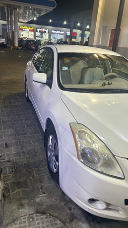 Jeddah, Vehicles, Cars & Trucks , SAR 18500,  Nissan Altima Platinum AW 2010,  2010,  Automatic,  2 KM,  Urgent Sale