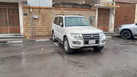 Al Tubaishi, Vehicles, Cars & Trucks , SAR 49000,  Mitsubishi Pajero,  2019,  Automatic,  290000 KM,   .... Full Option