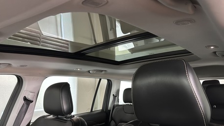 Dammam, Vehicles, Cars & Trucks , SAR 130000,  Jeep Grand Cherokee L,  2021,  Automatic,  130000 KM,    (Excellent Condition)