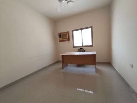 Hamala, Offices, BHD 90,  Hamala:- Office Available On Rent With Ac.90bd Without Ewa.Can Be Used As Address