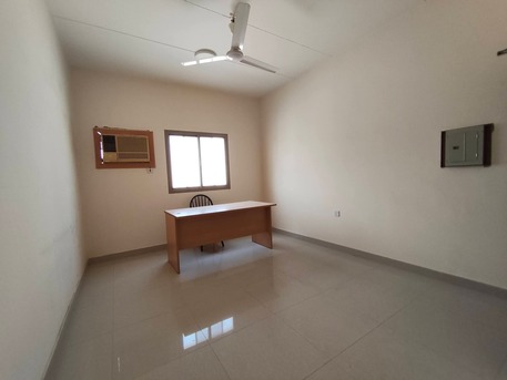 Hamala, Offices, BHD 90,  Hamala:- Office Available On Rent With Ac.90bd Without Ewa.Can Be Used As Address