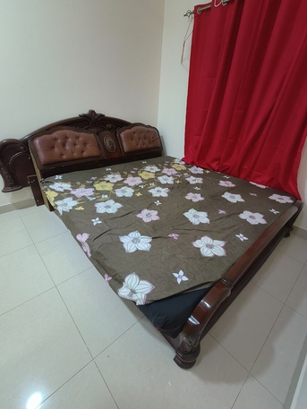 Riffa, Furniture, BHD 25,  Master King Size Wooden Bed With Mattress, 180?200
