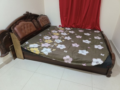 Riffa, Furniture, BHD 25,  Master King Size Wooden Bed With Mattress, 180?200
