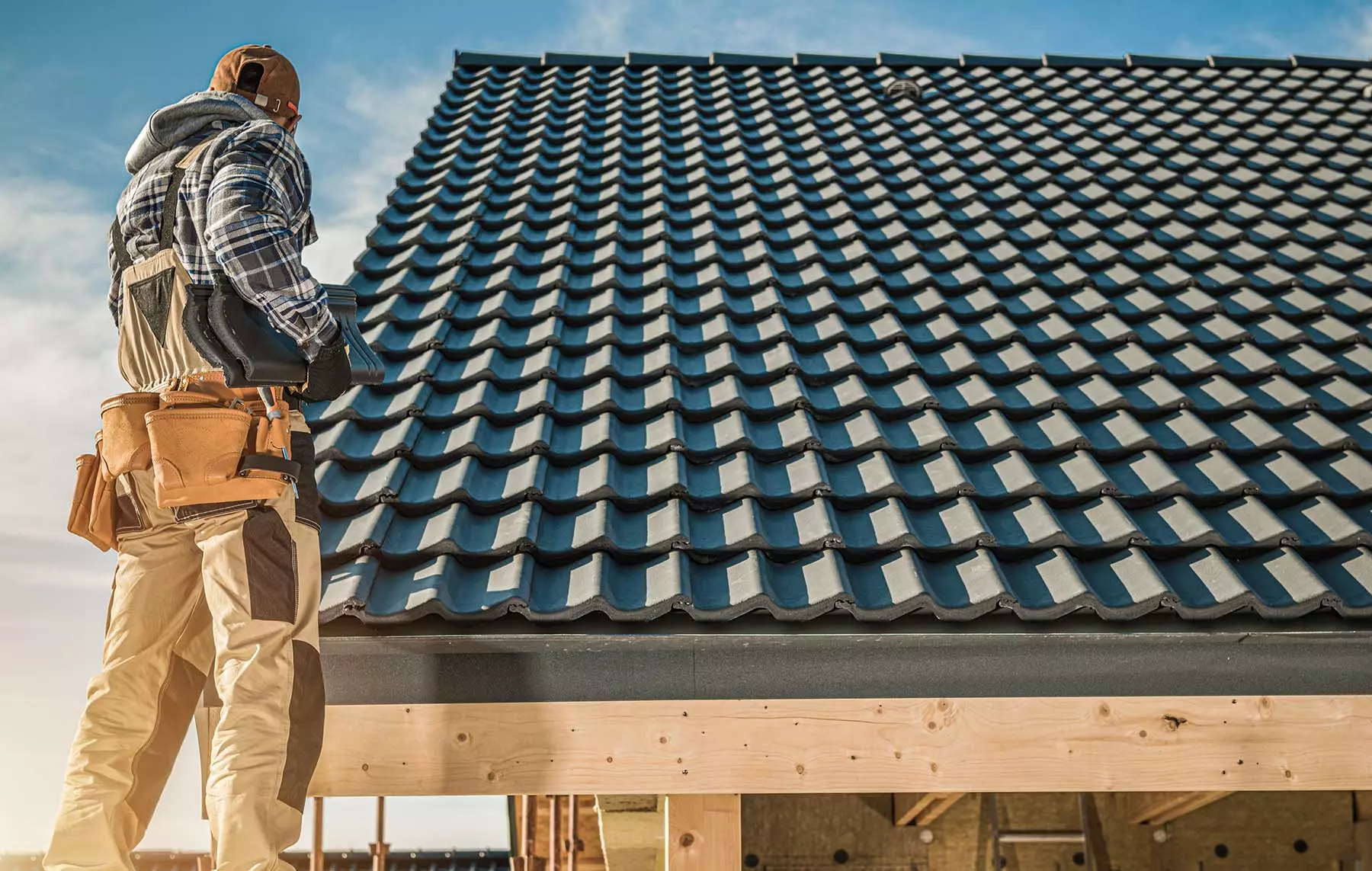 Melbourne, Labor/Moving, Reliable Roof Repairs & Replacement | Assured Roofing