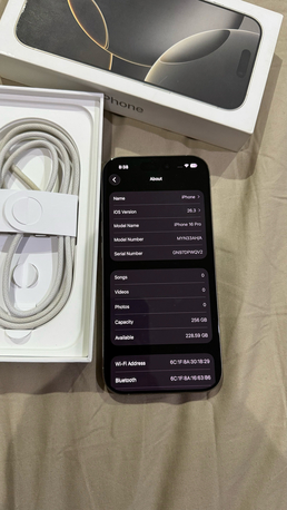 Riyadh, Mobile Phones, SAR 2600,  IPhone 16 Pro 256 GB Natural Titanium
