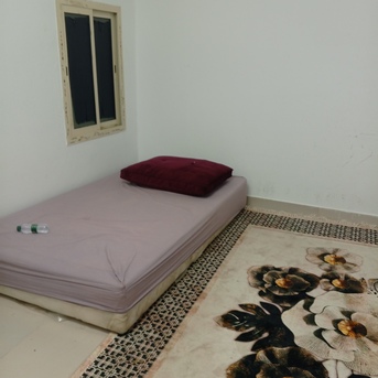 Riyadh, Rooms Available, SAR 800/month,  One Big Room Available For Executive Bachelor In Family Flat Shumaisi