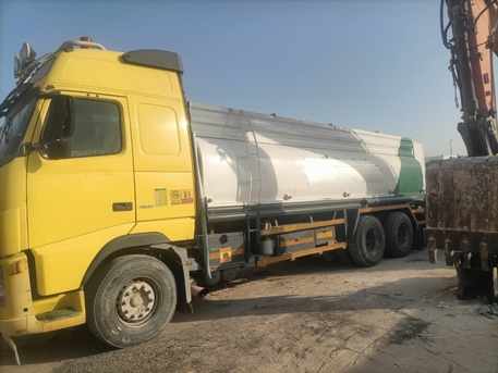 Riyadh, Vehicles, Cars & Trucks , SAR 1,  Volvo 440,  2004,  Manual,  15 KM,