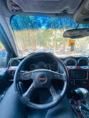 Jeddah, Vehicles, Cars & Trucks , SAR 15000,  Gmc Envoy,  2006,  Automatic,  305157 KM,