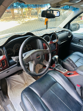 Jeddah, Vehicles, Cars & Trucks , SAR 15000,  Gmc Envoy,  2006,  Automatic,  305157 KM,