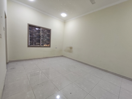 East Riffa, Apartments/Houses, BHD 160/year,  1 BR,  East Riffa:- Studio Flat On Rent With Unlimited Ewa..