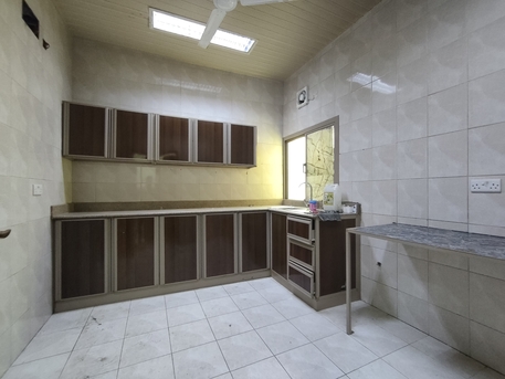 East Riffa, Apartments/Houses, BHD 160/year,  1 BR,  East Riffa:- Studio Flat On Rent With Unlimited Ewa..