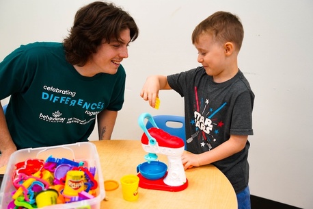 London, Medical, Illinois Autism Center