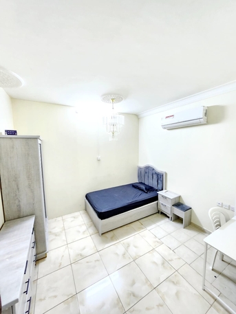 Riyadh, Apartments/Houses, SAR 1700/month,  4 BR,  Batcheor Room(Male)