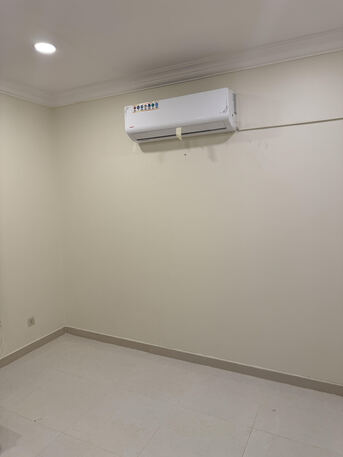 Dammam, Rooms Available, SAR 900/month,  Furnished,  I Want To Share My Apartment For A Single Executive Or A Small Family