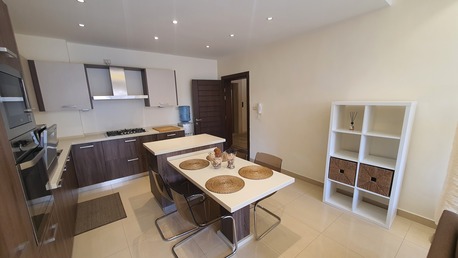 Abdoun, Apartments/Houses, JOD 12000/year,  Furnished,  2 BR,  Fully Furnished Two Bedroom Apartment With Baconly In Abdoun 00962777688956