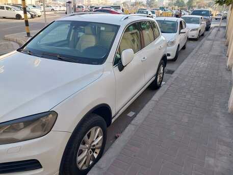 Manama, Vehicles, Cars & Trucks , BHD 2700,  Volkswagen Touareg,  2014,  Automatic,  290000 KM,    For Sale