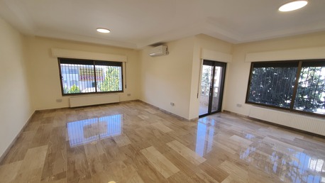 Amman, Apartments/Houses, JOD 13000/year,  3 BR,  Semi Furnished 3B Apart With Baconly In Der Ghbar 00962777688956