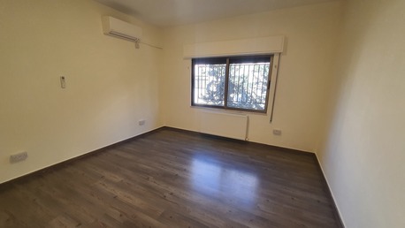Amman, Apartments/Houses, JOD 13000/year,  3 BR,  Semi Furnished 3B Apart With Baconly In Der Ghbar 00962777688956