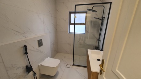 Amman, Apartments/Houses, JOD 13000/year,  3 BR,  Semi Furnished 3B Apart With Baconly In Der Ghbar 00962777688956