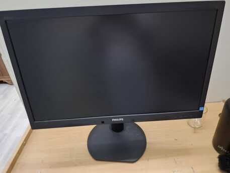 Manama, Appliances, BHD 20,  Philips 23.8" Monitor