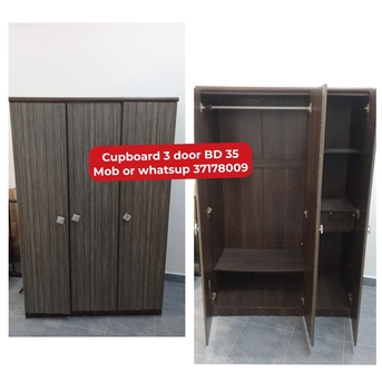 Manama, Furniture, BHD 35,  🌍🌐Cupboard 3 Door In Good Condition For Sale With Delivery
