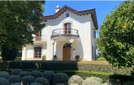 Barcelona, Real Estate For Sale, EUR 1800000,  4 BR,  325 Sq. Meter,  Exclusive Villa With Panoramic Views Over Ronda